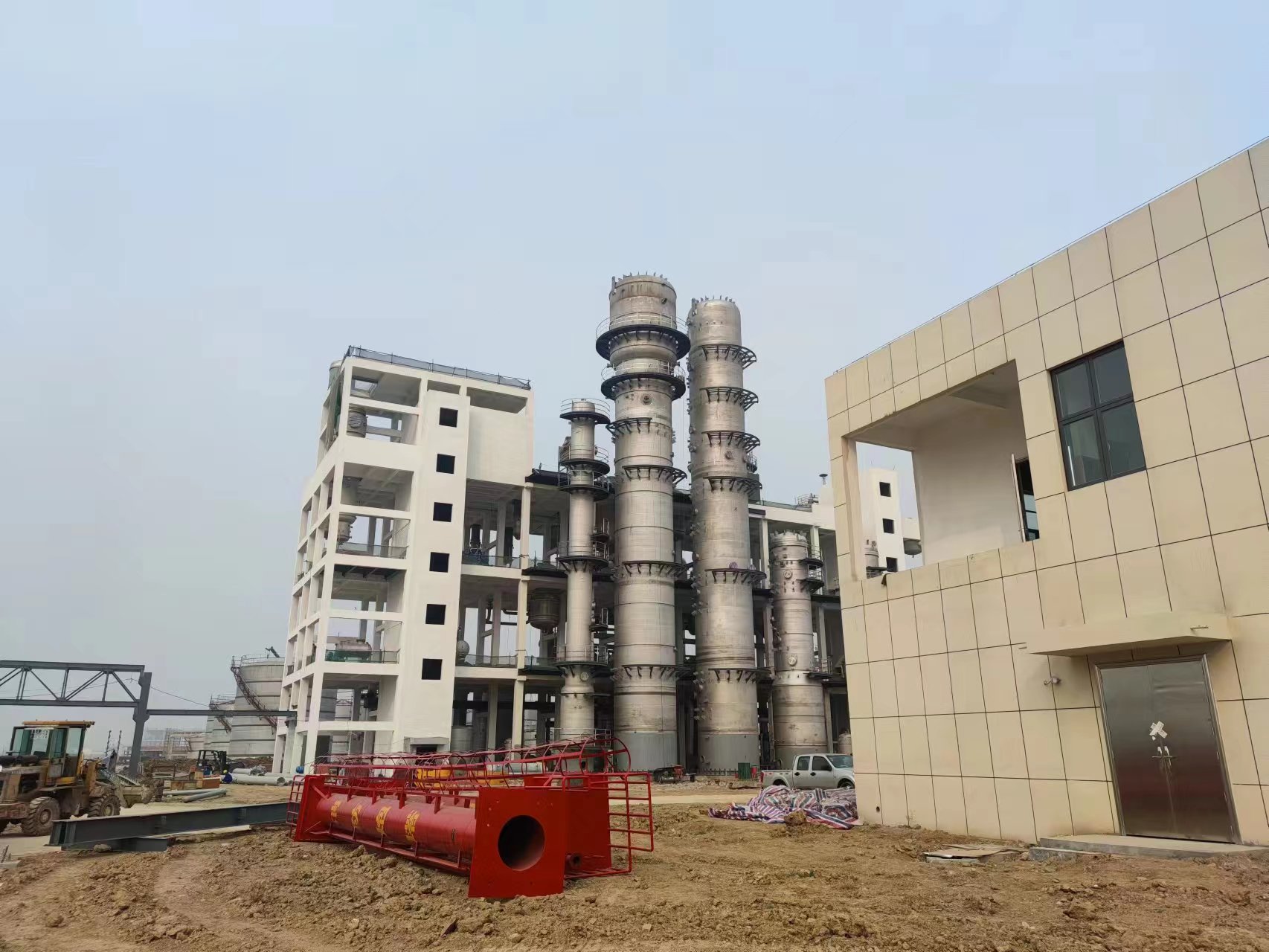 高壓變頻器、軟起動器在化工行業(yè)的應(yīng)用(圖1)